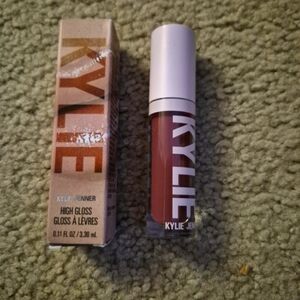 KYLIE COSMETICS HIGH GLOSS POSIE K